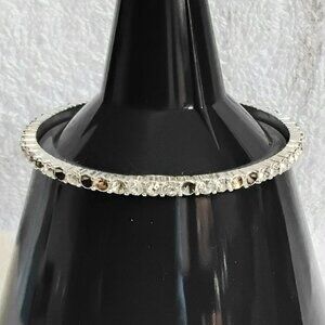 3/$30 8 1/2" Beautiful Multicolored Metal Bracelet Quality Costume Jewelry!!